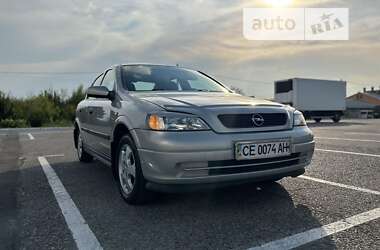 Седан Opel Astra 2005 в Черновцах