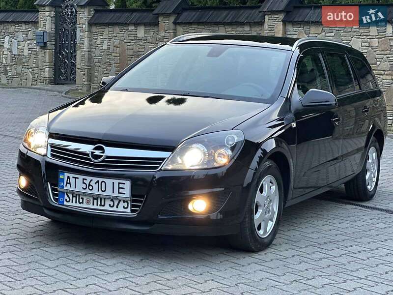 Универсал Opel Astra 2009 в Надворной