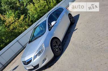 Универсал Opel Astra 2011 в Коломые