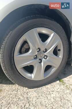 Универсал Opel Astra 2011 в 