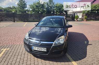 Хетчбек Opel Astra 2007 в Івано-Франківську