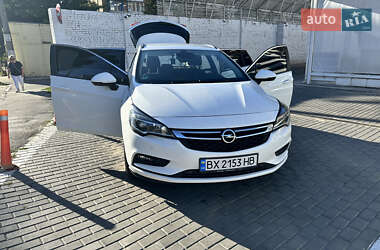 Универсал Opel Astra 2018 в 
