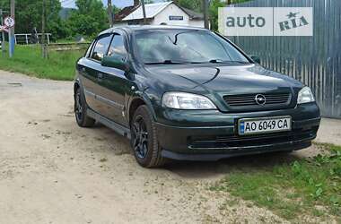 Хэтчбек Opel Astra 2000 в Перечине