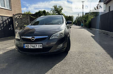 Универсал Opel Astra 2012 в Виннице