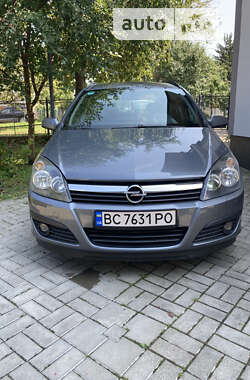 Универсал Opel Astra 2005 в Бориславе