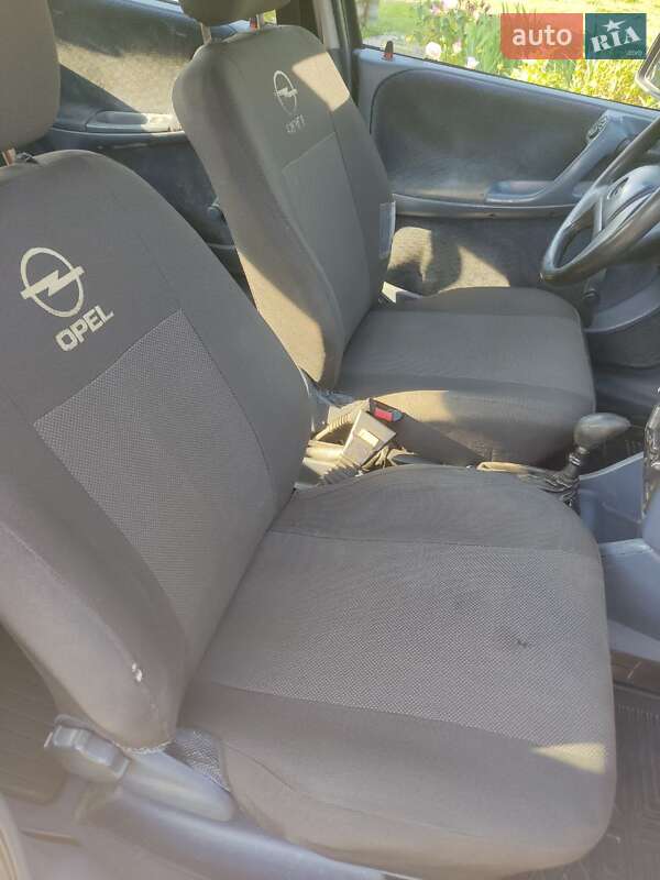Хетчбек Opel Astra 1992 в Миргороді