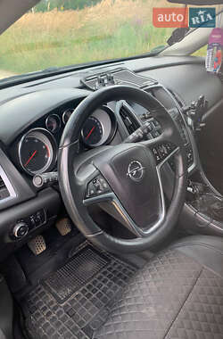 Універсал Opel Astra 2015 в 