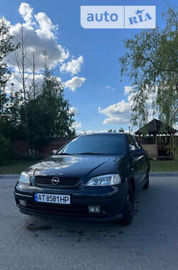 Седан Opel Astra 2008 в Коломые