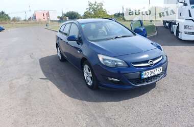 Универсал Opel Astra 2016 в Ужгороде