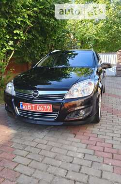 Універсал Opel Astra 2007 в Луцьку