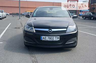 Хэтчбек Opel Astra 2008 в Киеве