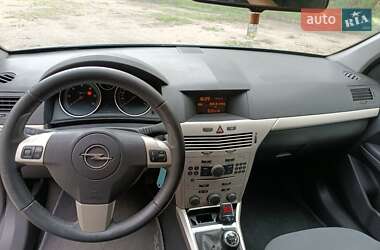 Універсал Opel Astra 2007 в 