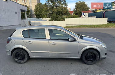 Хетчбек Opel Astra 2007 в Львові