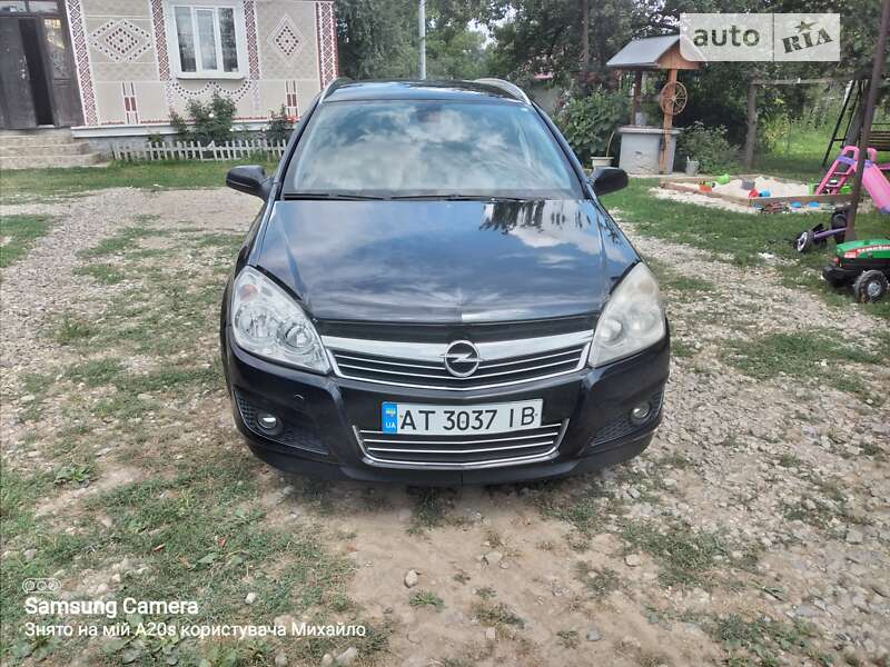 Універсал Opel Astra 2008 в Івано-Франківську