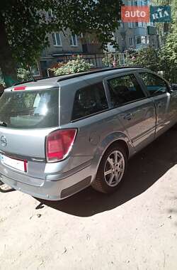 Універсал Opel Astra 2005 в 