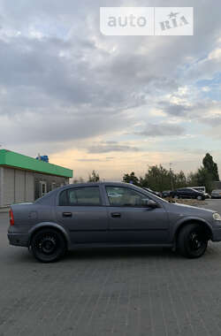 Седан Opel Astra 2007 в 