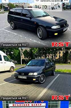 Універсал Opel Astra 1998 в Умані