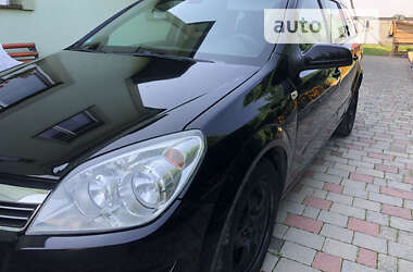 Универсал Opel Astra 2008 в Надворной