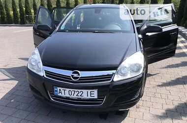 Универсал Opel Astra 2008 в Надворной