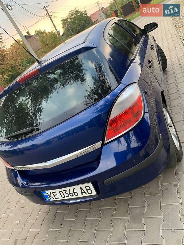 Хетчбек Opel Astra 2006 в Кривому Розі