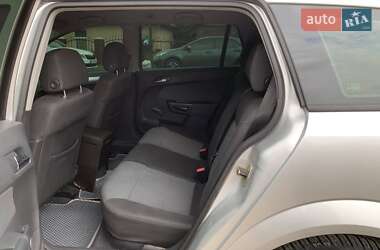 Универсал Opel Astra 2005 в 