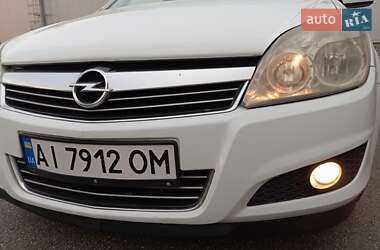 Универсал Opel Astra 2008 в 