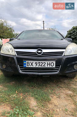 Универсал Opel Astra 2007 в Килии