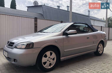 Кабриолет Opel Astra 2001 в Черновцах