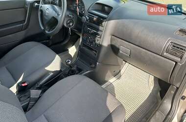 Седан Opel Astra 2008 в 