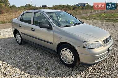 Седан Opel Astra 2008 в 
