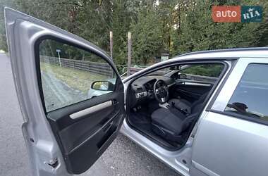 Универсал Opel Astra 2007 в 