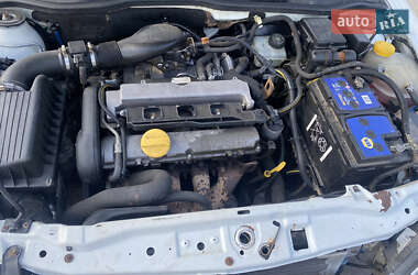 Седан Opel Astra 2000 в Ровно фото 2 Седан Opel Astra 2000 в Ровно