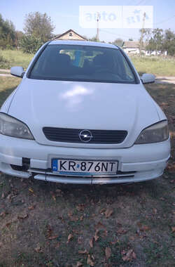 Хетчбек Opel Astra 1999 в Кореці