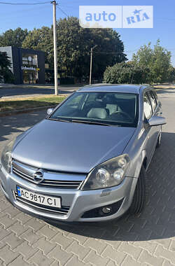 Универсал Opel Astra 2008 в Луцке