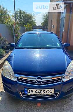 Хэтчбек Opel Astra 2008 в Черкассах