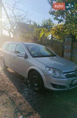 Хетчбек Opel Astra 2008 в 