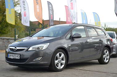 Универсал Opel Astra 2011 в Бердичеве