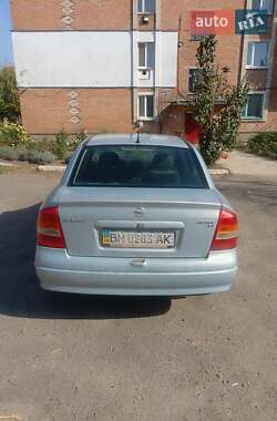 Седан Opel Astra 2004 в 