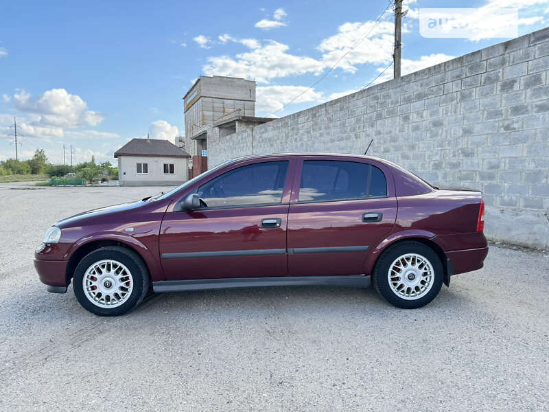 Седан Opel Astra 2006 в Новом Буге фото 5 Седан Opel Astra 2006 в Новом Буге