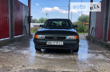 Седан Opel Astra 1994 в Киеве