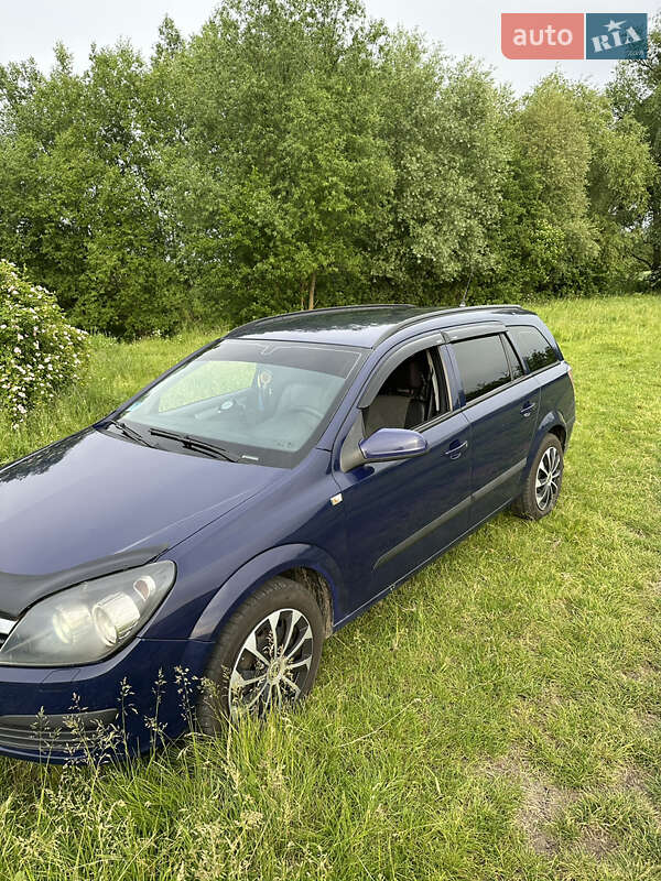 Универсал Opel Astra 2006 в Виннице