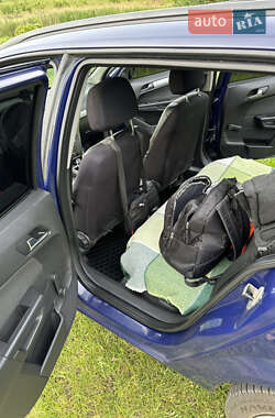 Универсал Opel Astra 2006 в 