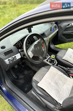 Универсал Opel Astra 2006 в 