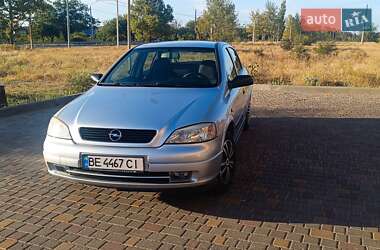 Седан Opel Astra 2005 в Николаеве