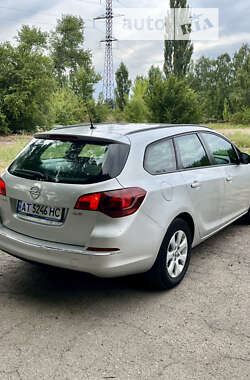 Універсал Opel Astra 2014 в Первомайську