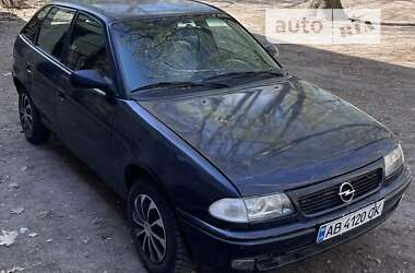 Хэтчбек Opel Astra 1996 в Виннице