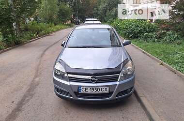 Хэтчбек Opel Astra 2007 в Черновцах