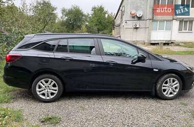 Универсал Opel Astra 2017 в Берегово