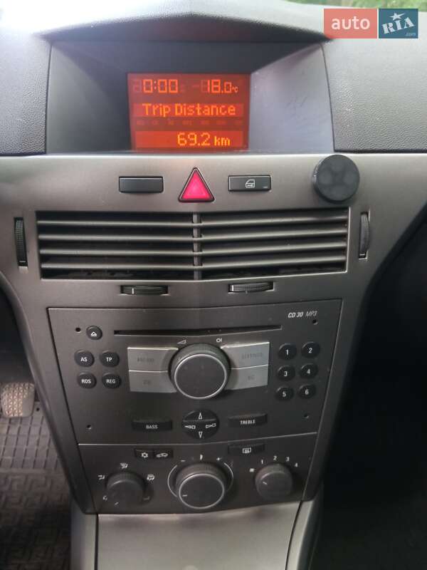 Универсал Opel Astra 2005 в Виннице