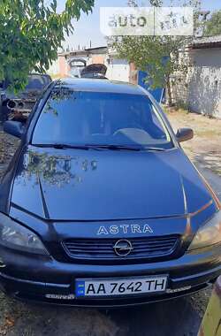 Седан Opel Astra 2008 в Киеве